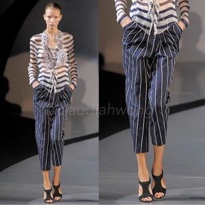 EMPORIO ARMANI S/S 2009 Stripe Pleated Crop Barrel Capri Pants in Blue White